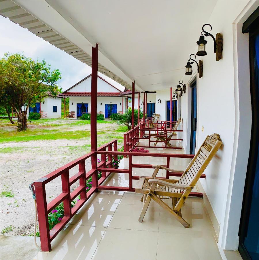 Homestay Resort Koh Rong Sanloem สีหนุวิลล์ ภายนอก รูปภาพ