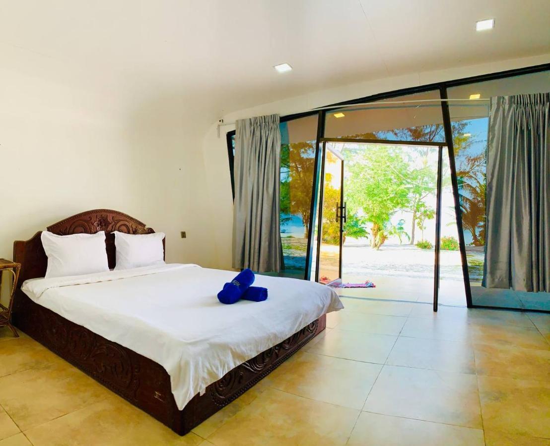 Homestay Resort Koh Rong Sanloem สีหนุวิลล์ ภายนอก รูปภาพ